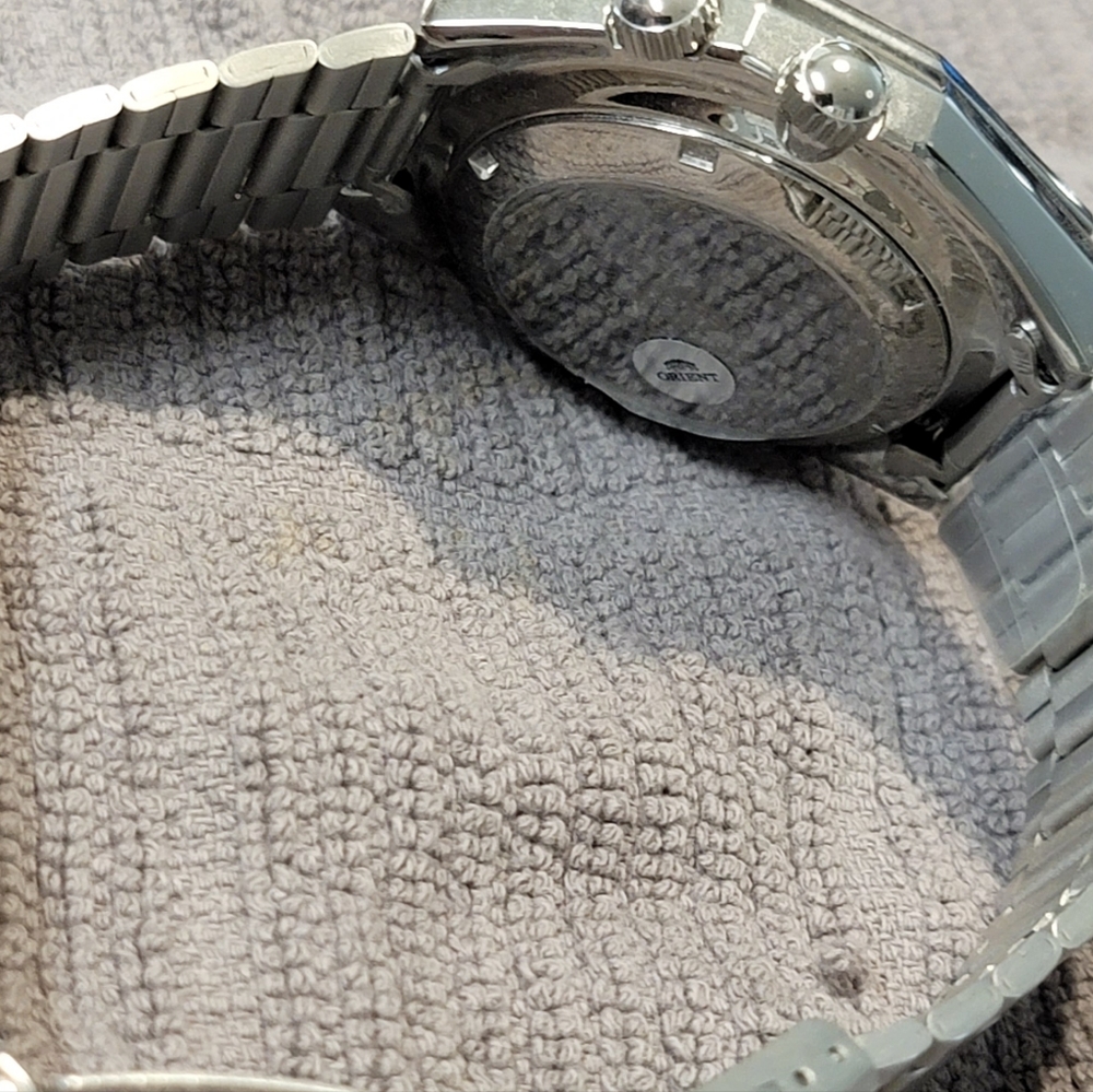 ORIENT retro 39mm Quartz - Picture 2 of 2